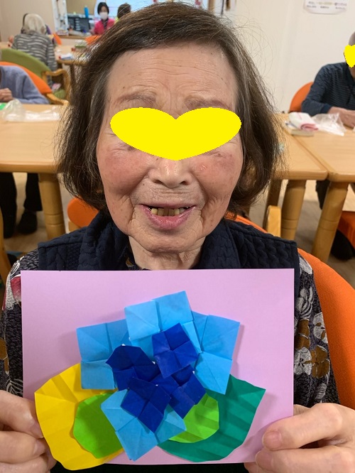 7EB919C2-A00C-4E48-9FDE-2EE9E887B493